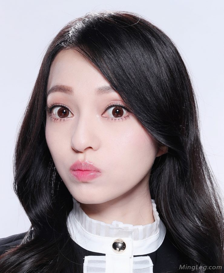 张韶涵好美想给她上玉足来点儿(4/4)