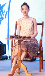江一燕金属细高跟玉足还有蒋梦婕
