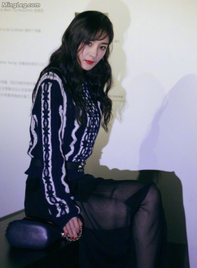 我大幂幂杨幂的朦胧美腿(附众女星合照)(3/21)