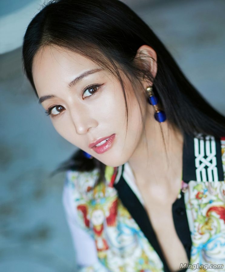超美的气质女神张钧甯玉腿美足(3/5)