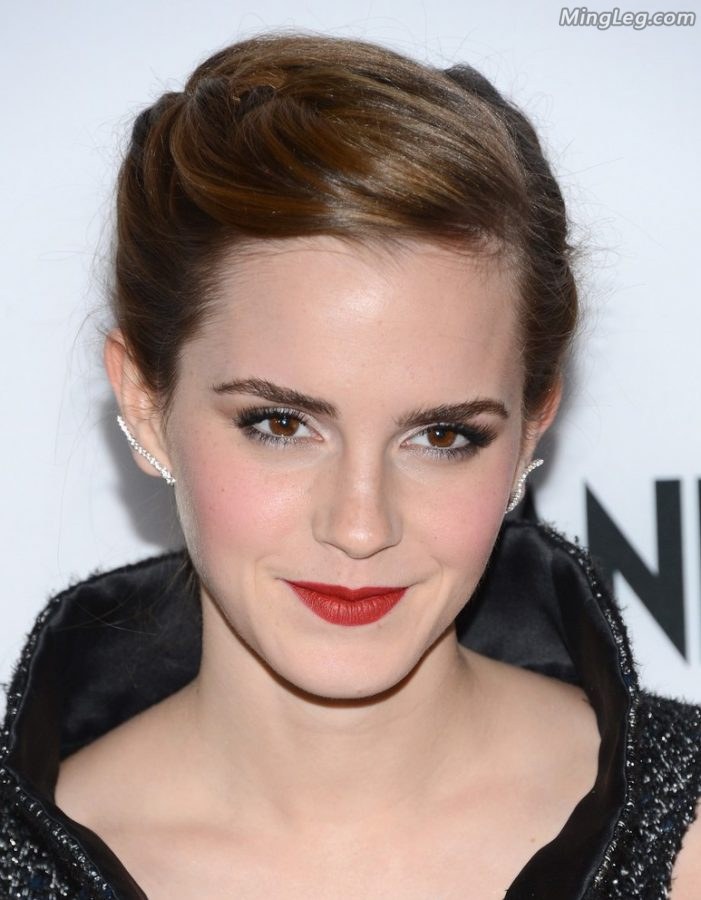 Emma Watson attended the event with high heels and tender legs(10/10)