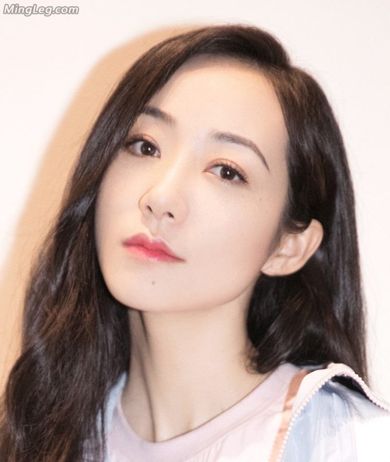 美女韩雪夏日清新运动风格越来越漂亮了(4/8)