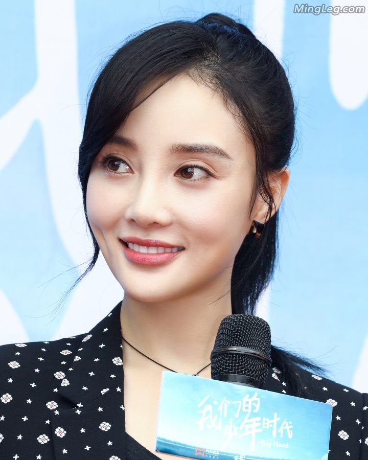 光看李小璐的美脸就很受不了了(2/3)