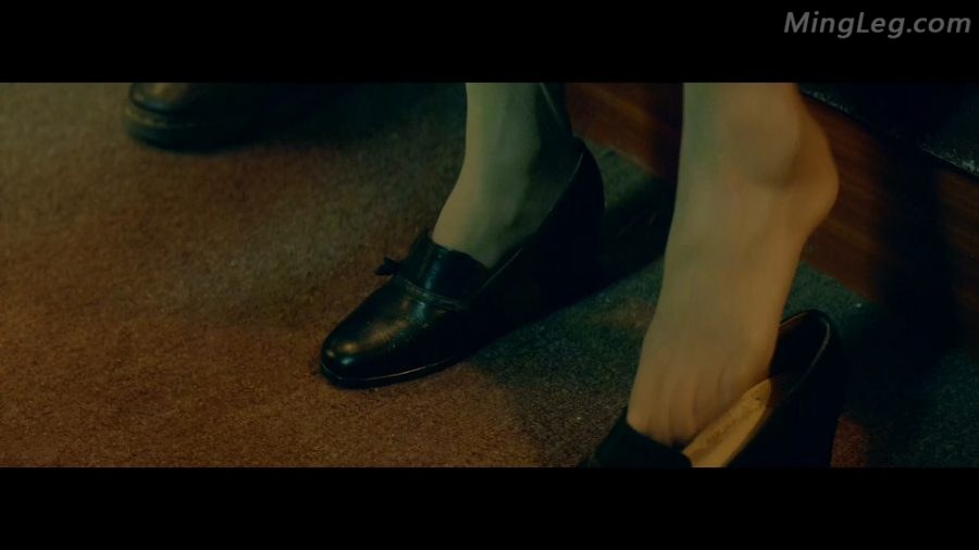 《后会无期》片段王珞丹脱肉丝袜[网盘](2/3)