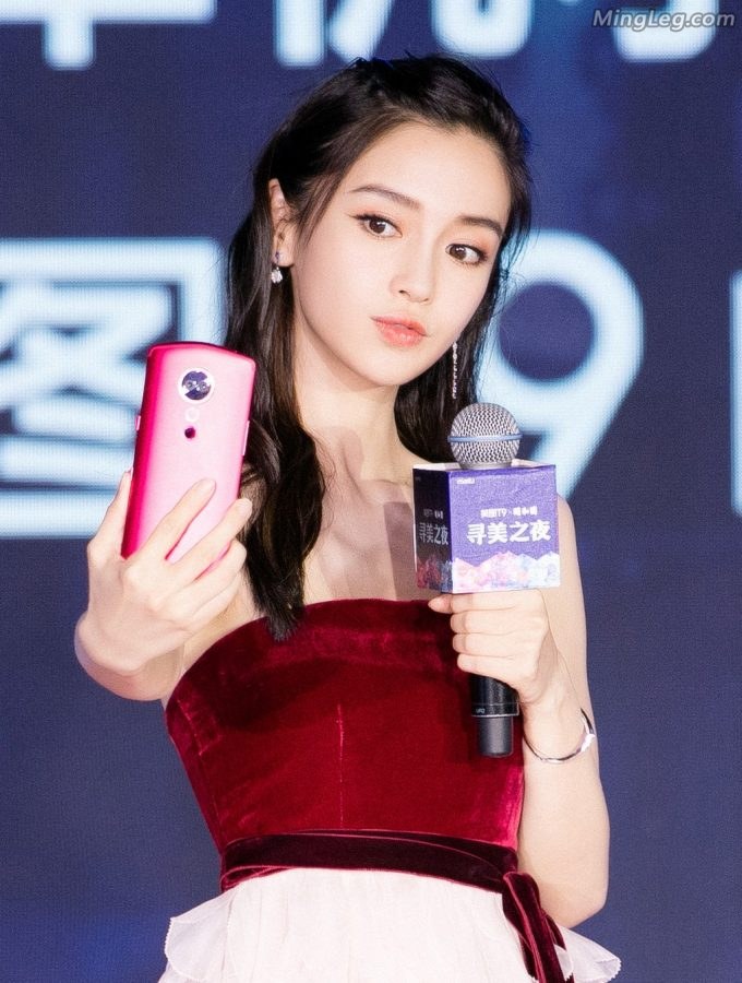 绝色美女Angelababy代言美图手机(12/15)