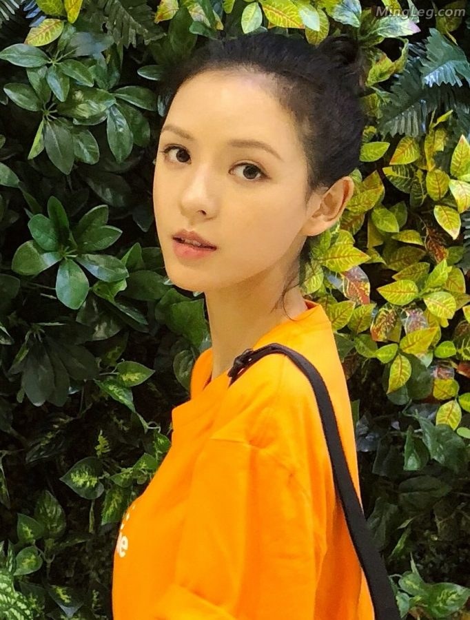 张予曦运动鞋配细腿不知道玩起来感觉怎么样(2/2)