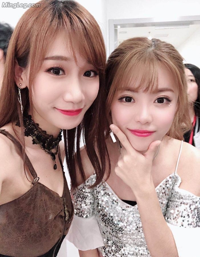 电竞美少女周淑怡短裙美腿(8/8)