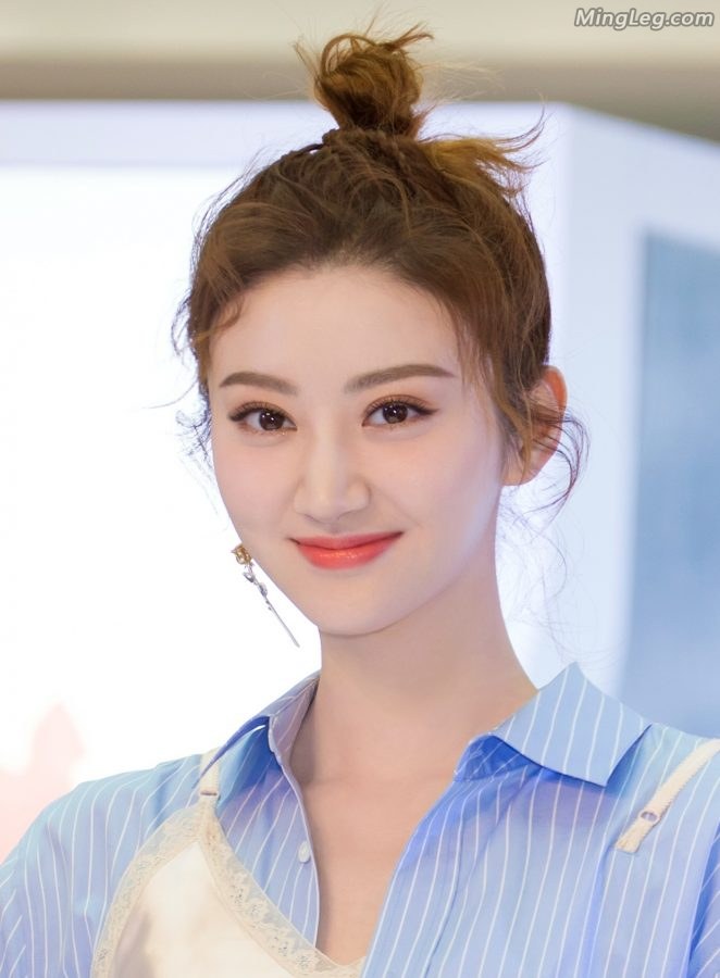 景甜这是在现场出售原味高跟吗(5/7)