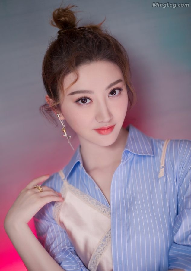 景甜这是在现场出售原味高跟吗(7/7)
