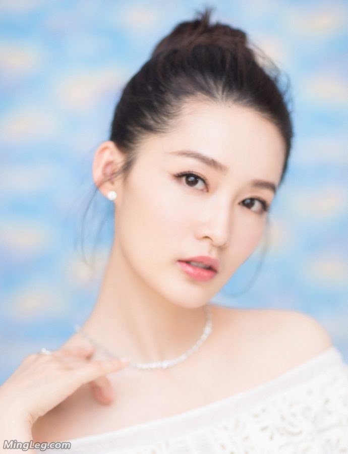 李沁白裙凉鞋真的好美啊(1/11)