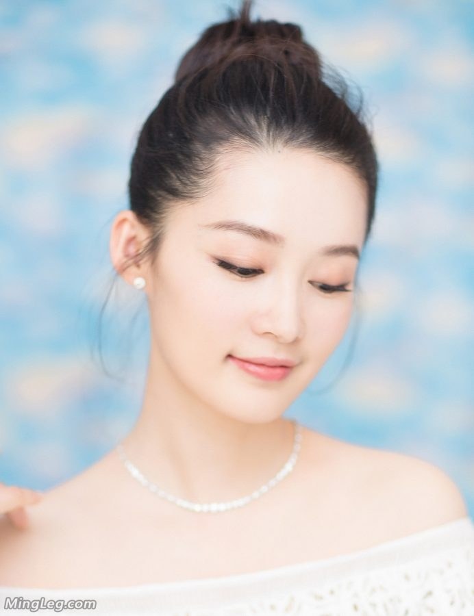 李沁白裙凉鞋真的好美啊(2/11)
