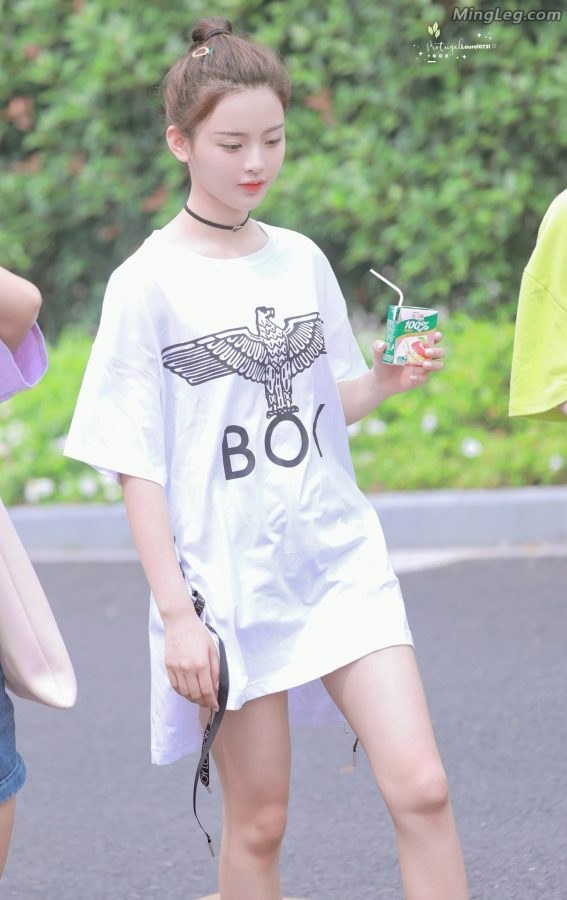 火箭少女杨超越青春美好的身体(5/12)