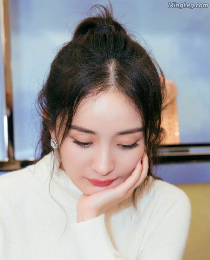 杨幂美美哒不露腿也喜欢(3/7)