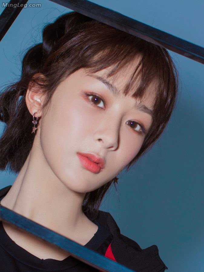 杨紫玉腿继续发育(4/4)