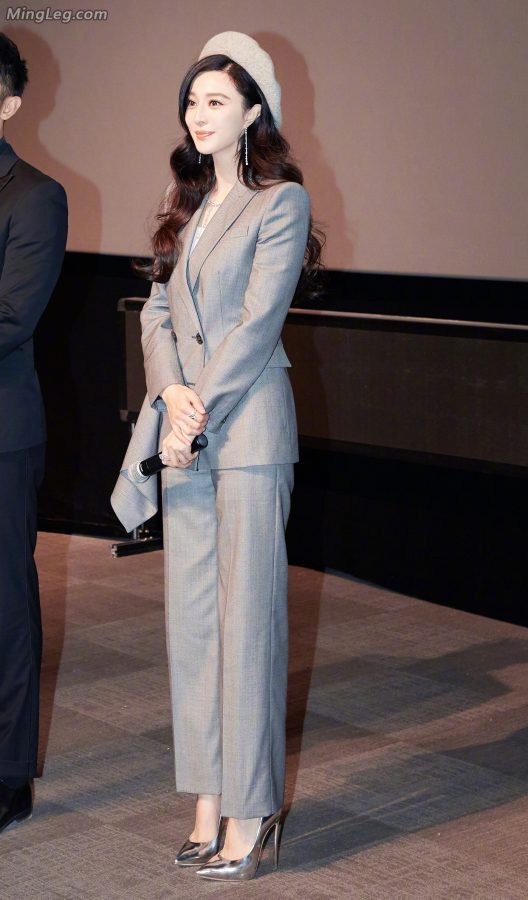 大美女范冰冰金属恨天高跟想把玩一番(5/5)