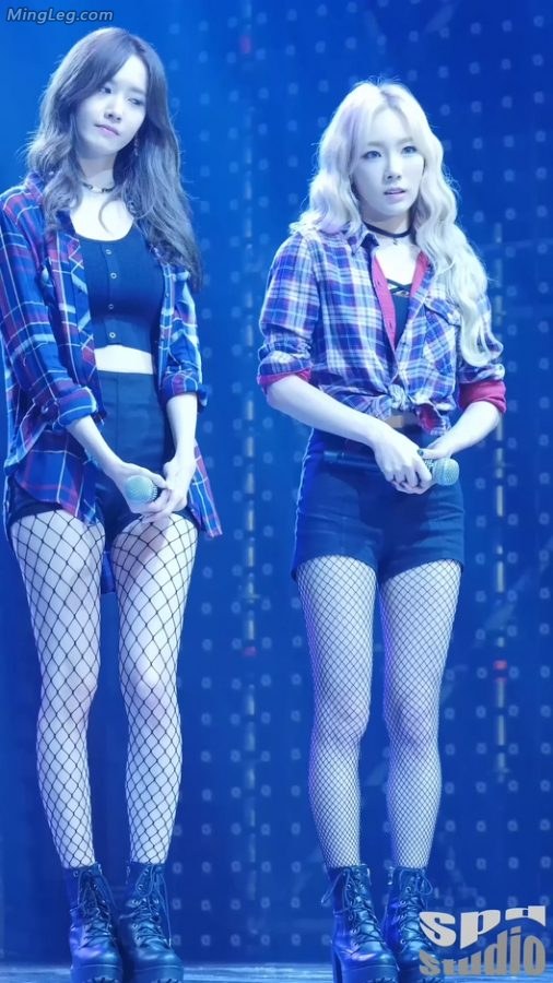 少女时代权俞利、林允儿、金泰妍各种黑丝网袜[网盘](5/5)