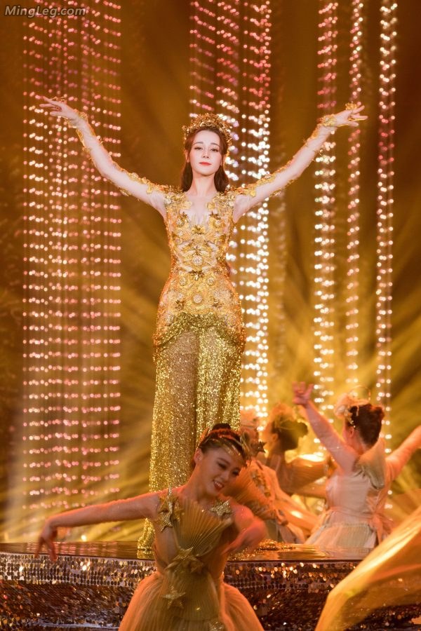 金鹰女神迪丽热巴请收下我的膝盖(11/14)