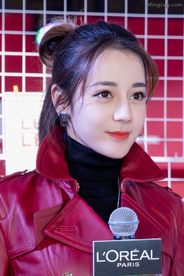 天仙妹子迪丽热巴简直太太美(3/8)