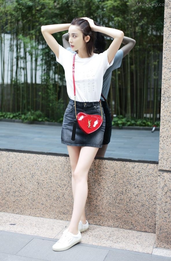 古力娜扎清新玉腿好香好香(5/6)