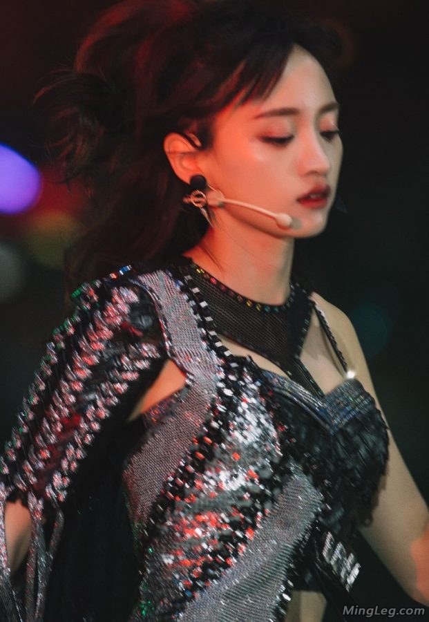 SNH48黄婷婷演唱会美腿靴子(9/9)