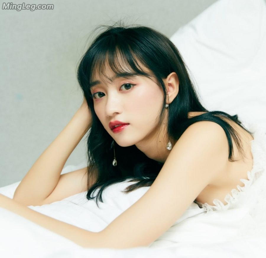 黄婷婷罕见光脚丫照片(3/3)