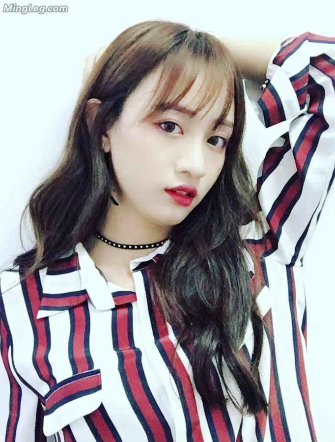 黄婷婷少女白大腿(5/6)