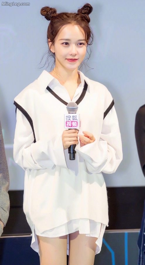 Post-90s actor Huang Yilin Nezha has long legs(5/6)