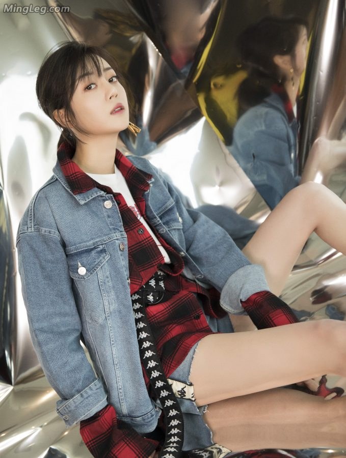 高挑的长腿女星李溪芮美腿纤长(5/7)