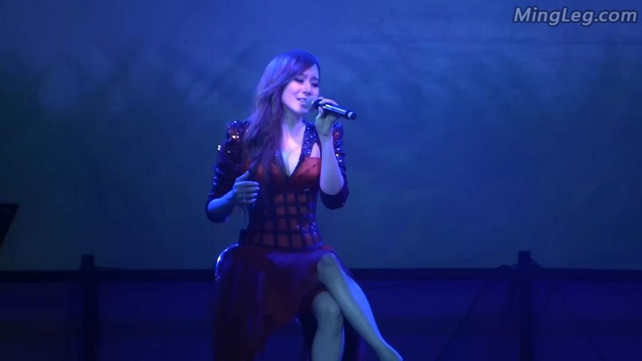 许慧欣翘二郎腿演唱《Color of the Wind》[网盘](5/6)
