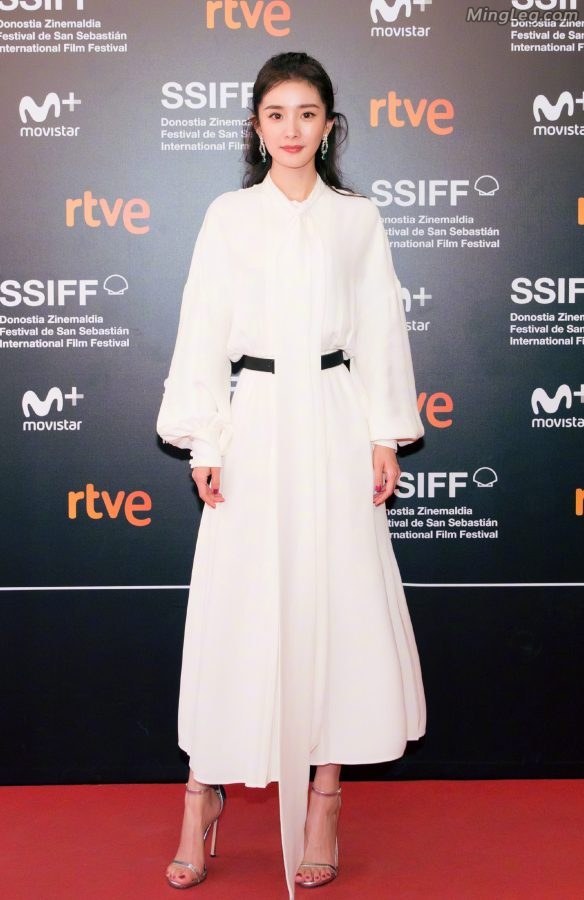 以后刘恺威也只能对着杨幂的照片打飞机了(3/15)
