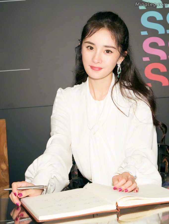 以后刘恺威也只能对着杨幂的照片打飞机了(5/15)