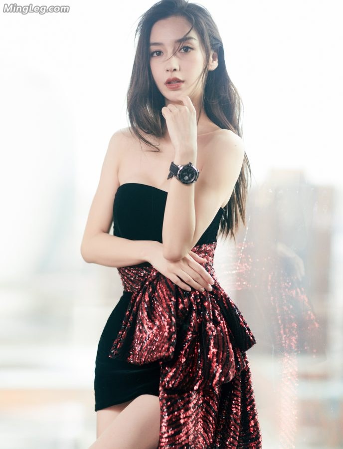 女星Angelababy长腿细高跟纹身脚急速输出(12/19)
