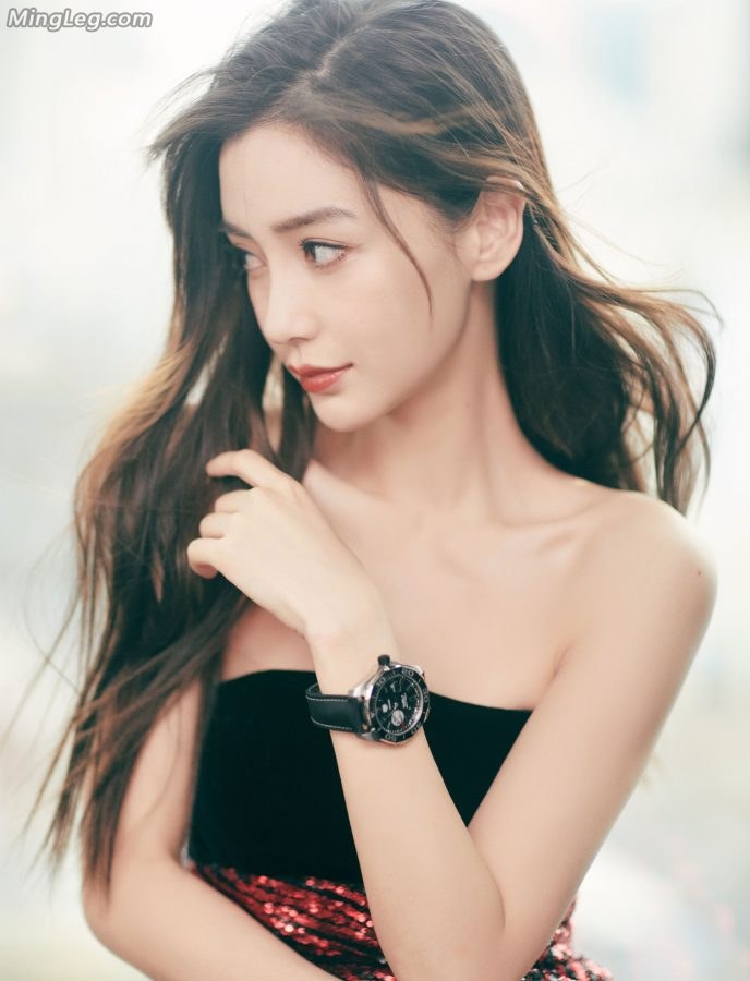 女星Angelababy长腿细高跟纹身脚急速输出(16/19)