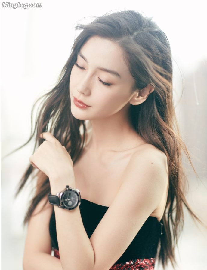 女星Angelababy长腿细高跟纹身脚急速输出(18/19)