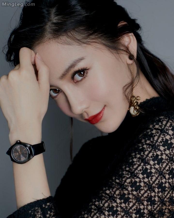 Angelababy杨颖性感透视装露内衣(6/13)