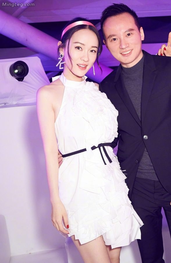 粉色系人妻霍思燕精致的高跟美足(6/10)