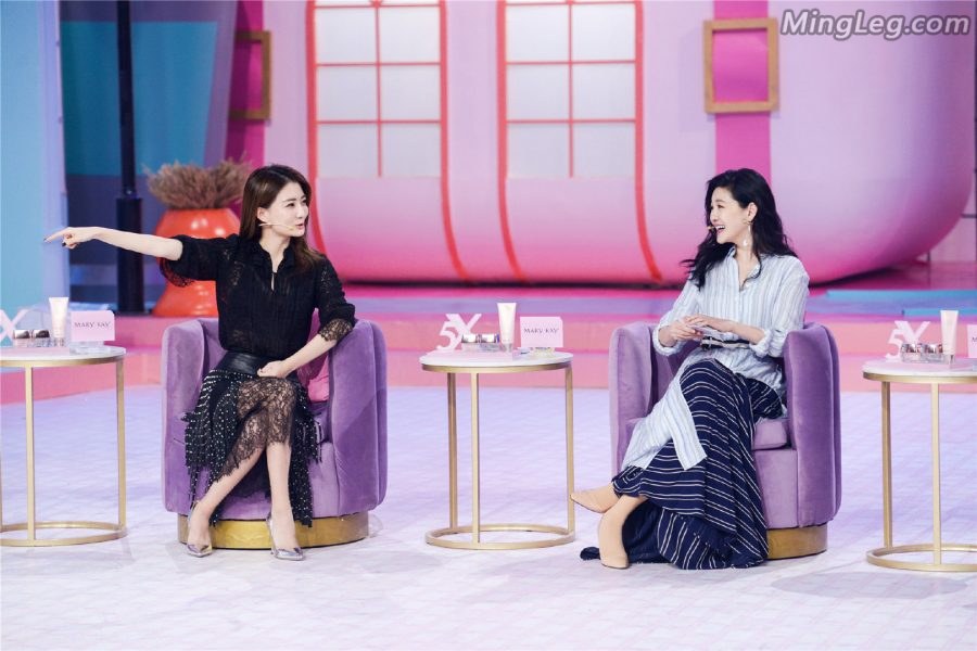 徐璐玉腿高跟做客《Beauty小姐》与大S谈笑风生(2/14)