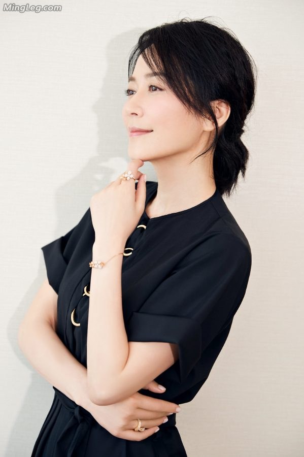 40路熟女俞飞鸿比00后日本演员木下彩音一点儿不逊色(2/6)