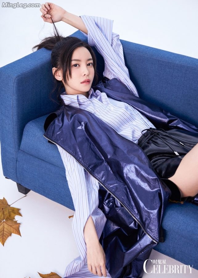 Yu Wenwen's boots and beautiful legs are really top quality(2/3)