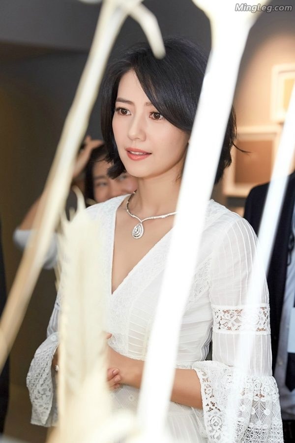 短发知性的女星高圆圆似天仙下凡(5/9)