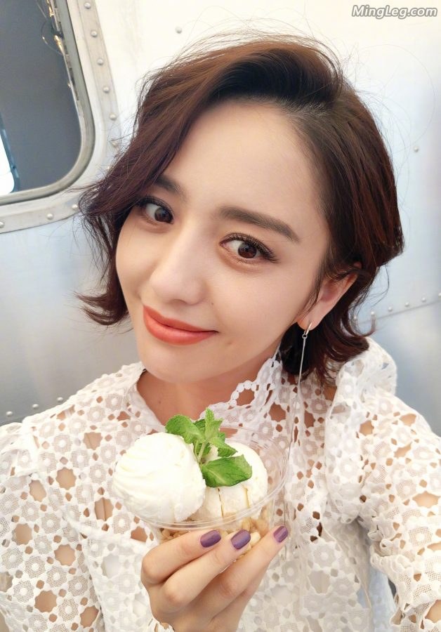 美图T9手机拍摄佟丽娅超美脸蛋(3/6)