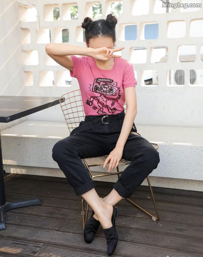 王鸥脚上穿的这种鞋子有喜欢的吗(3/3)
