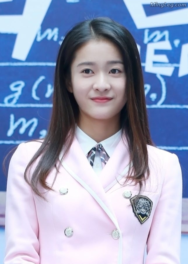 粉嫩学生少女张雪迎校服棉筒袜(3/8)