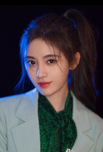 小美人鞠婧祎上节目哪都好就是不怎么露腿