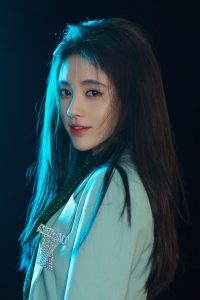 小美人鞠婧祎上节目哪都好就是不怎么露腿