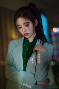 小美人鞠婧祎上节目哪都好就是不怎么露腿