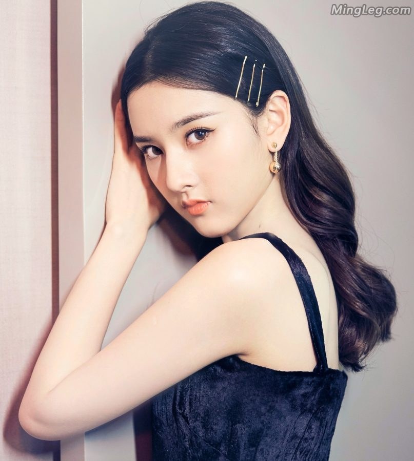 天津妹子宋祖儿的高跟美足属于什么水平(6/9)