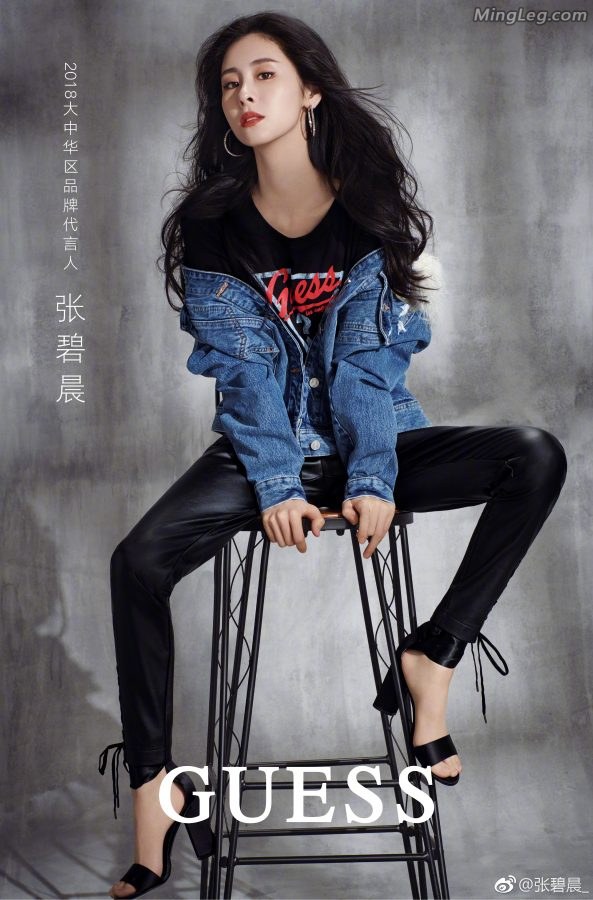 张碧晨时装高跟大片儿雅致带酷的女孩(1/7)