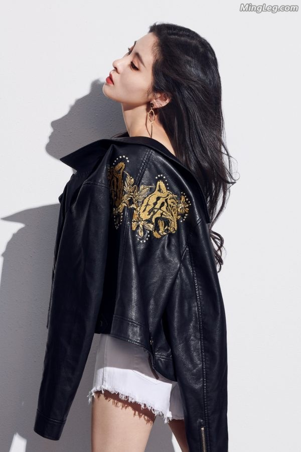 张碧晨时装高跟大片儿雅致带酷的女孩(7/7)