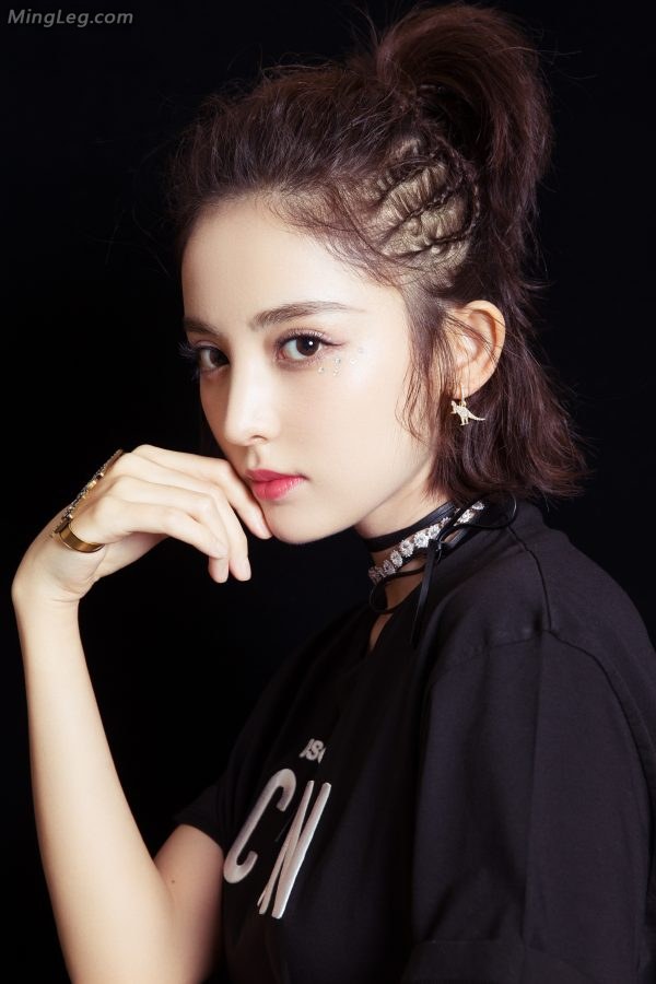 叛逆摇滚少女古力娜扎(6/6)